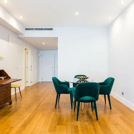 Your Home in Palácio do Bairro Alto-3